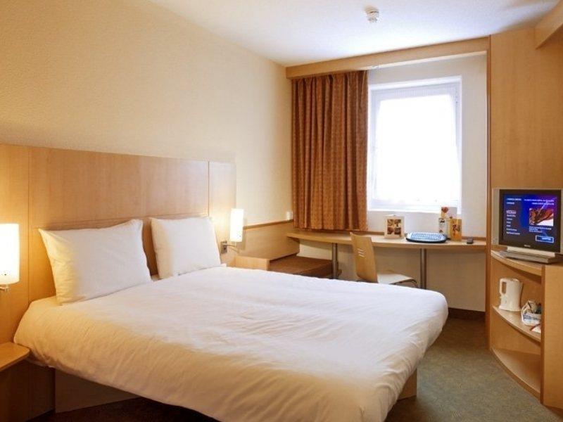 Отель Ibis Birmingham Bordesley Экстерьер фото