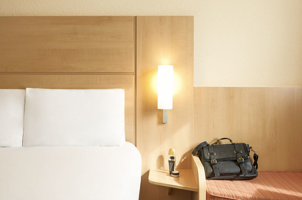 Отель Ibis Birmingham Bordesley Экстерьер фото